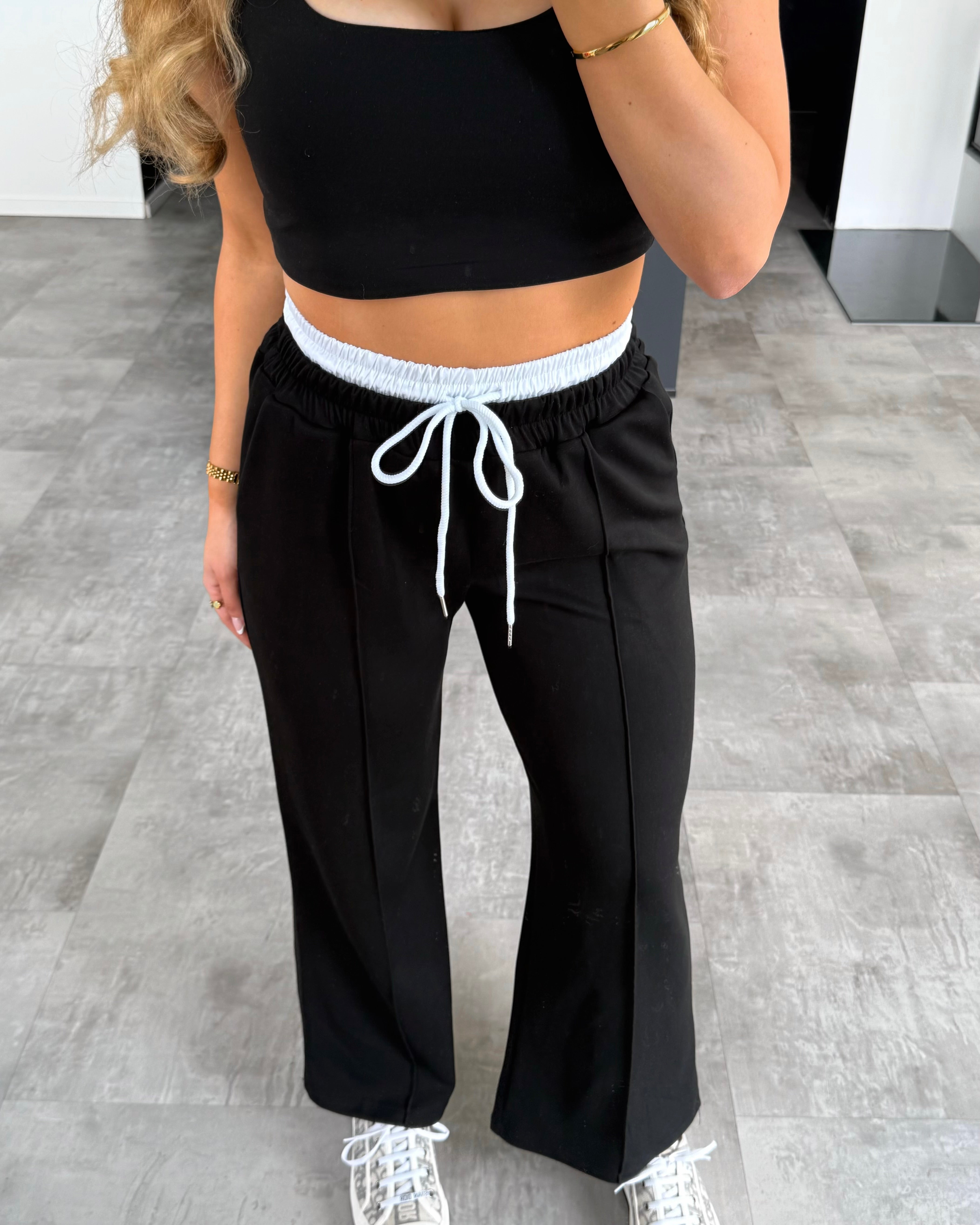 Stoffhose „Mayla“ Schwarz