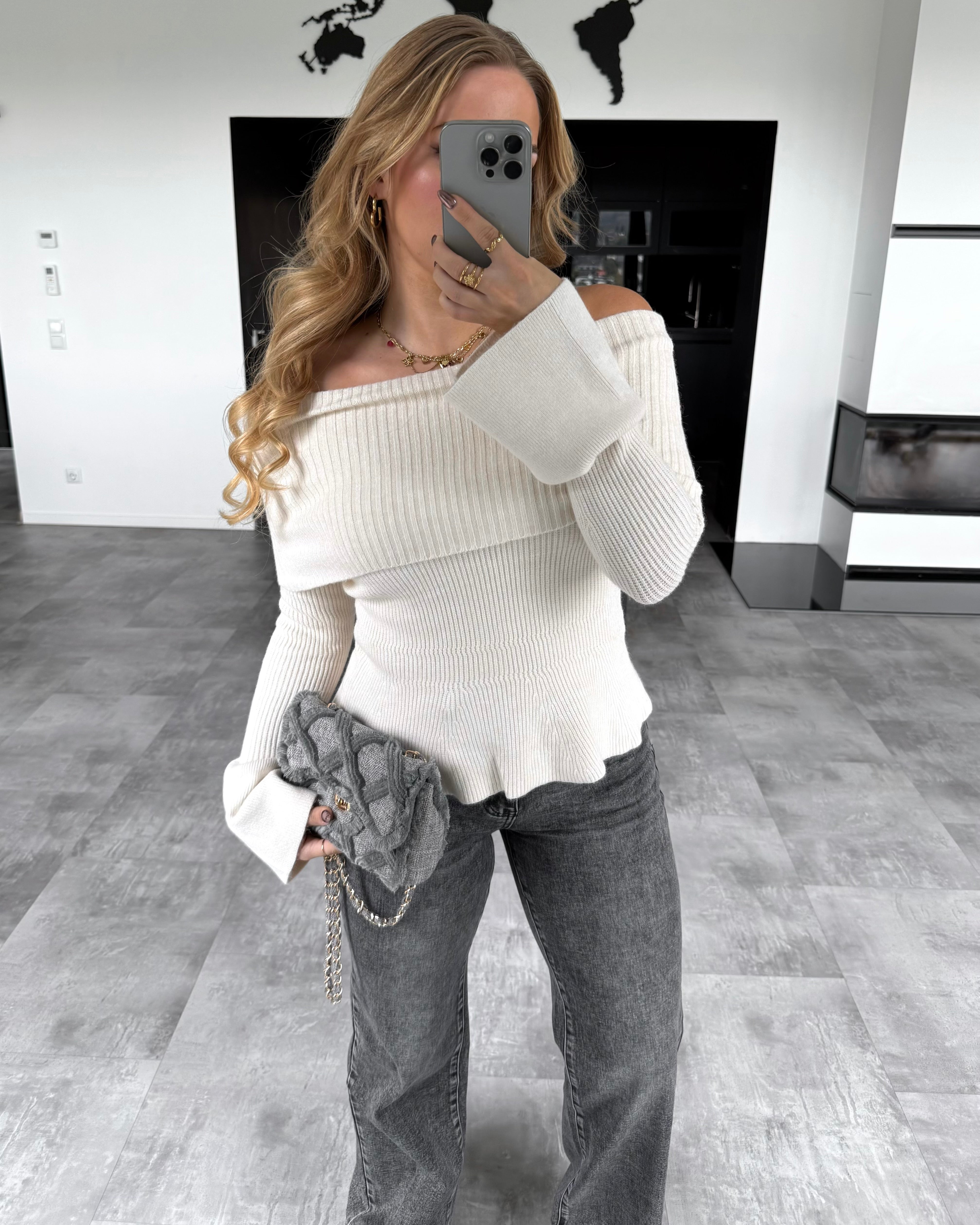 Off-Shoulder Pullover „Leighton“ Ecru
