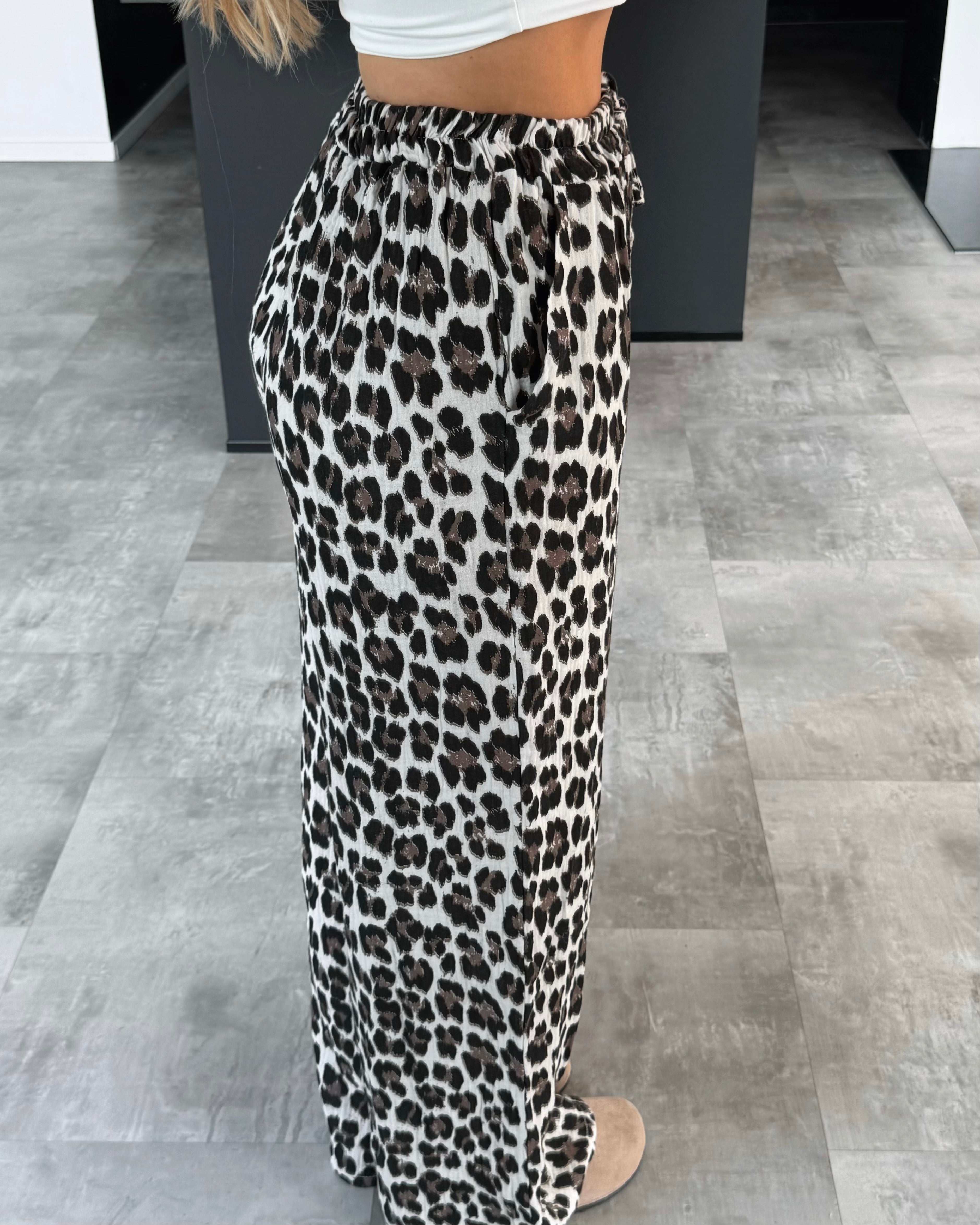 Musselin Hose „Nala“ Leoprint Beige
