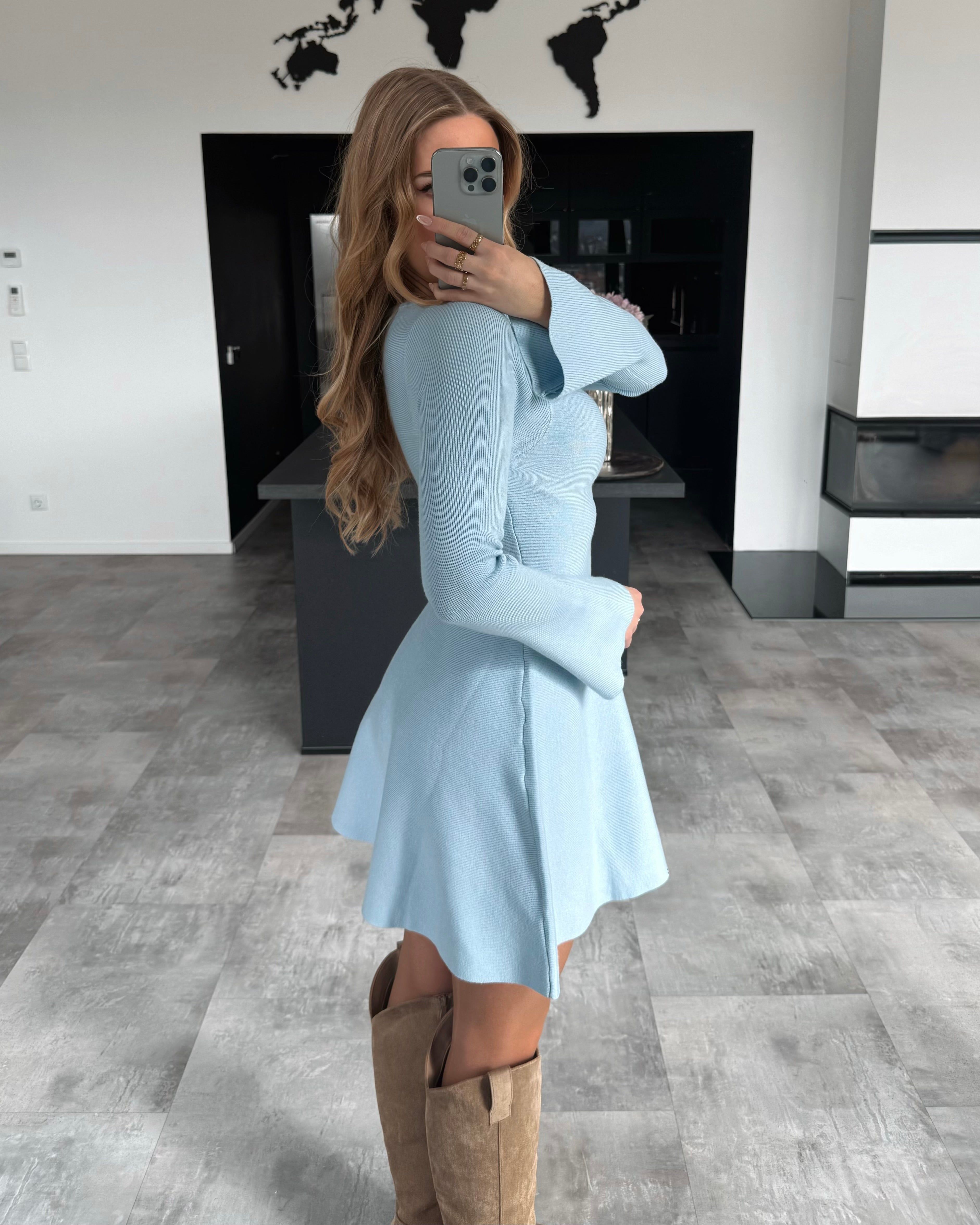 Kleid “Rielle” Babyblau