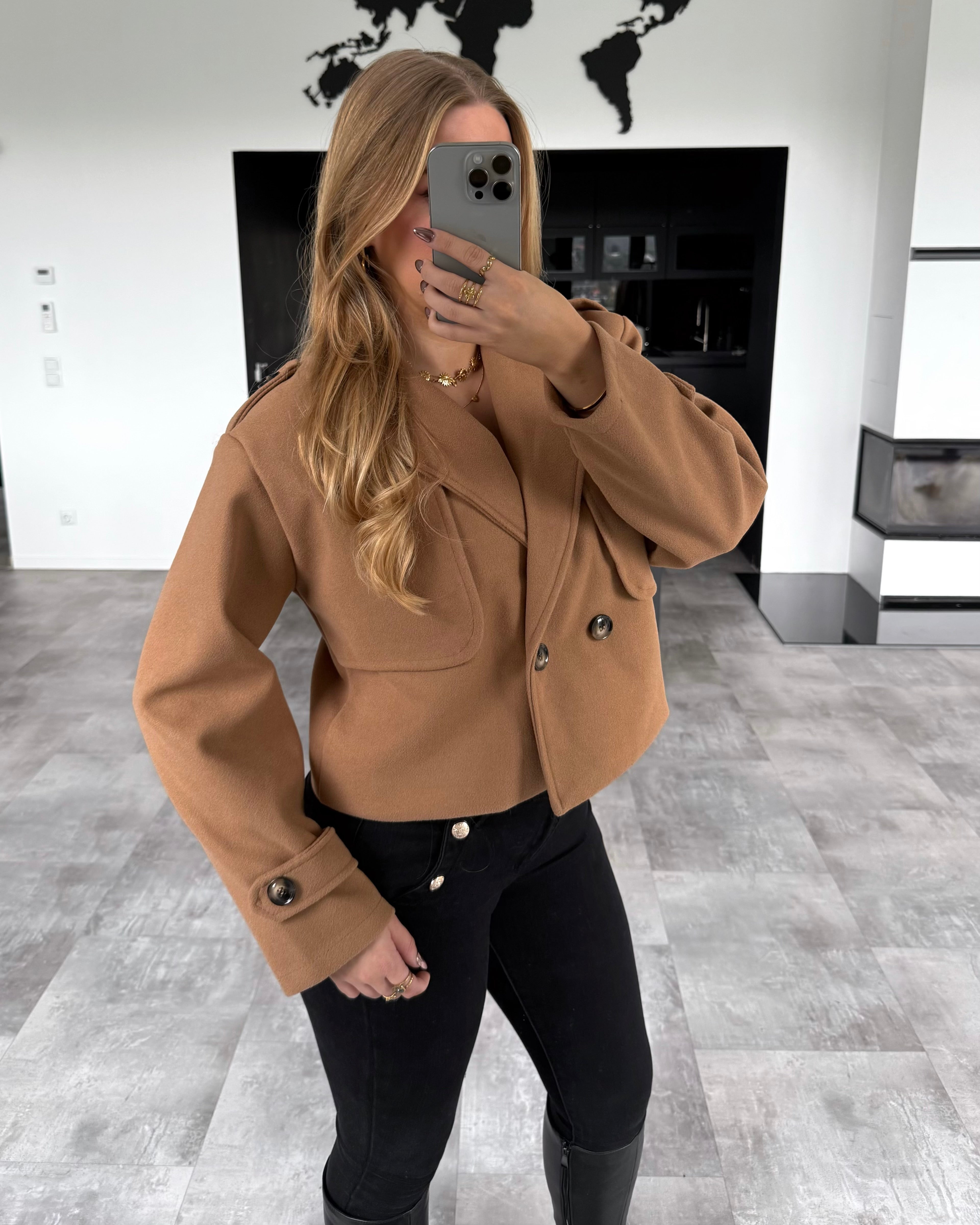 Trenchcoat “Kyla” Kurz Camel
