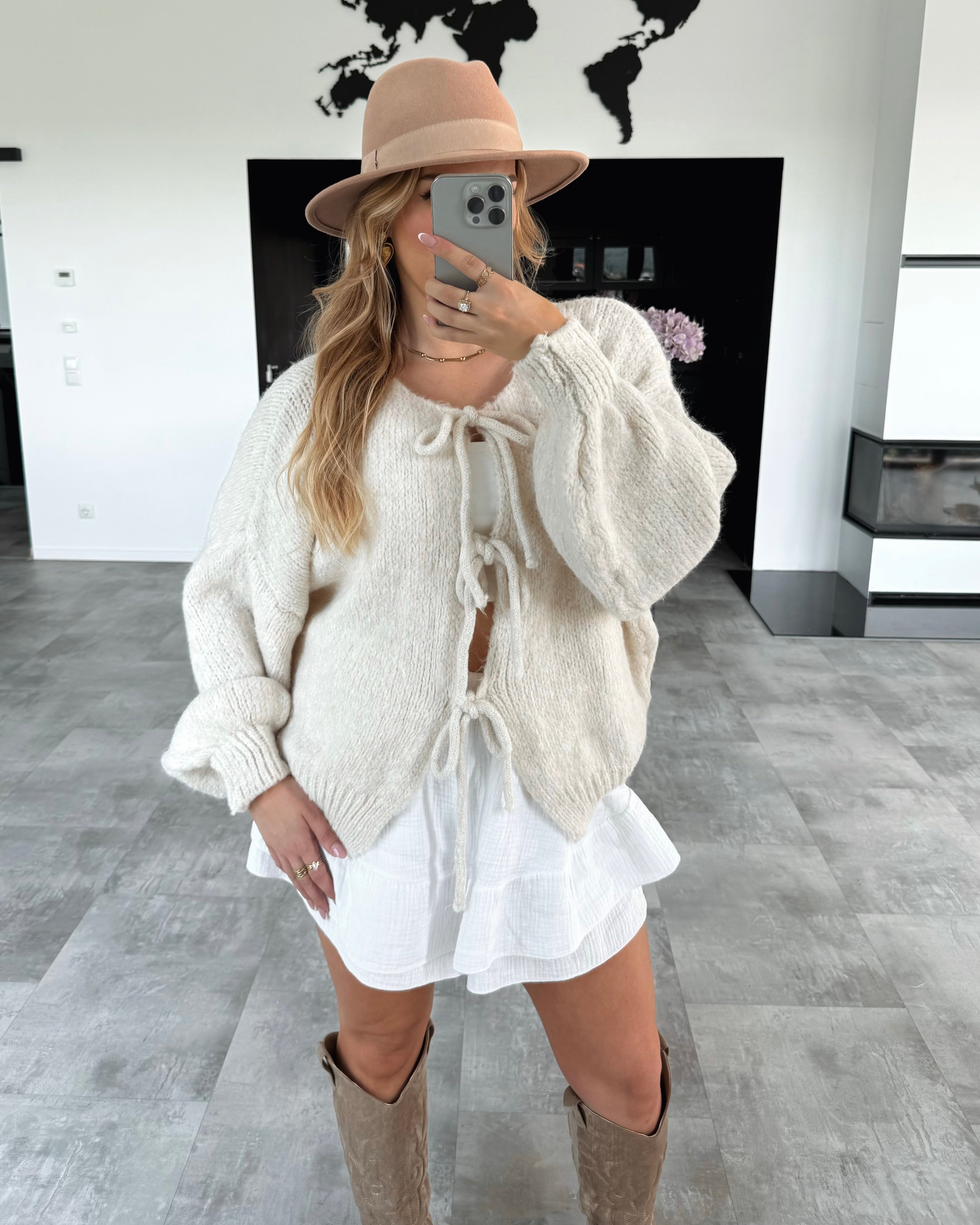 Knoten-Cardigan "Mavie" Ecru