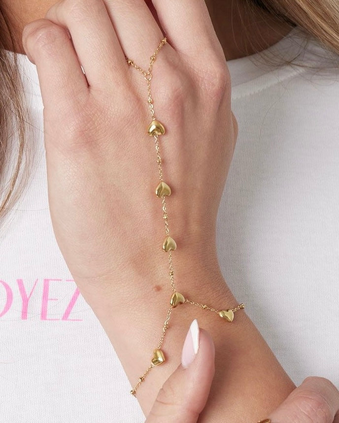 Heart Drop Handchain
